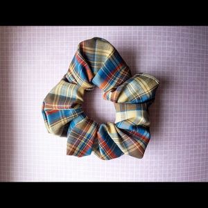 Large Plaid Scrunchie